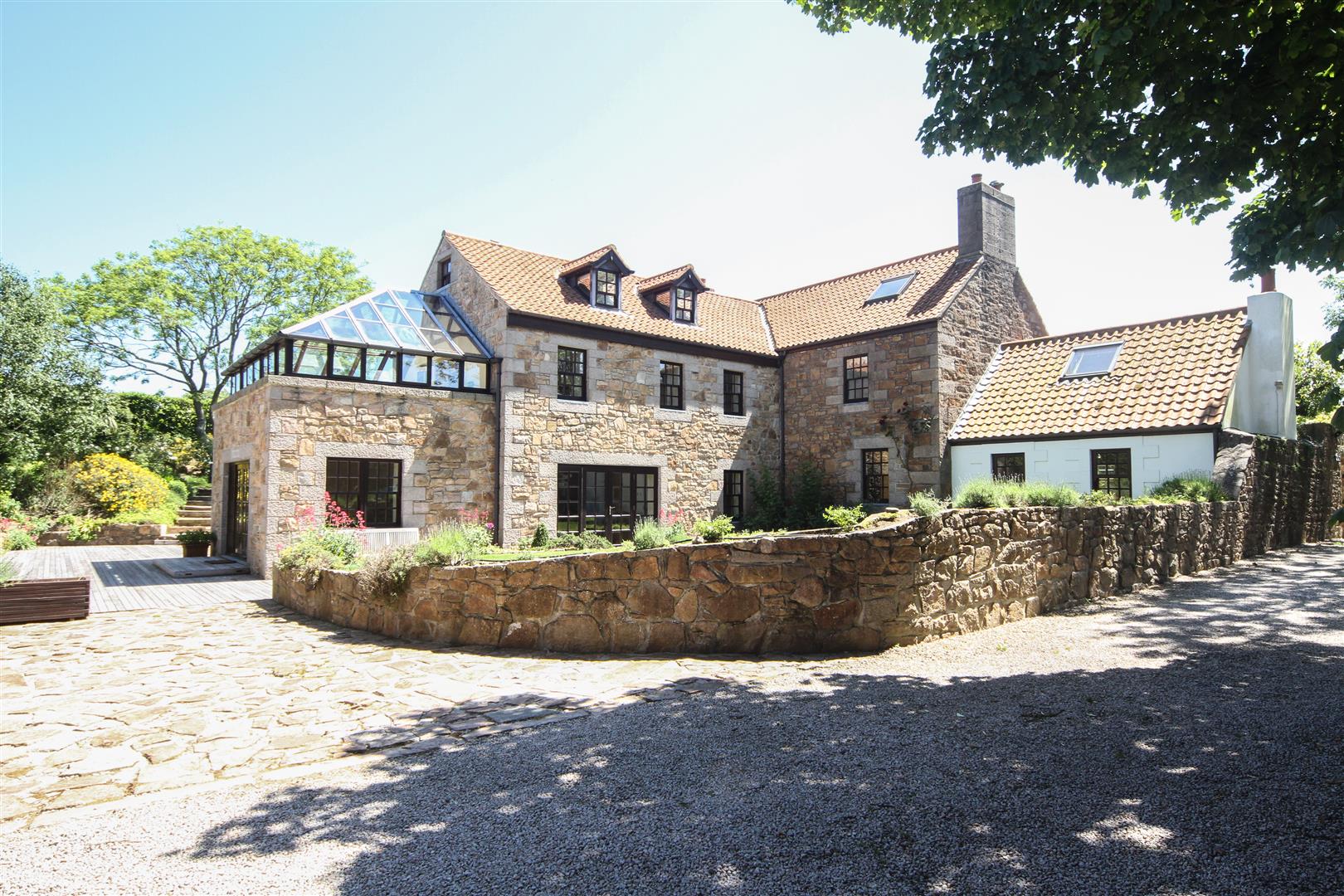 Le Rossignol Estates Estate Agents Jersey Sold